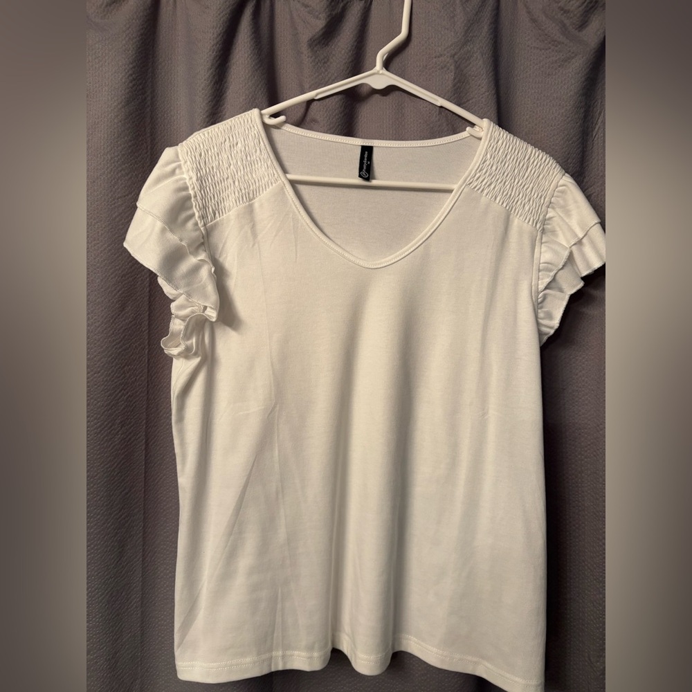 Chic White Ruffled Sleeve Women's Top